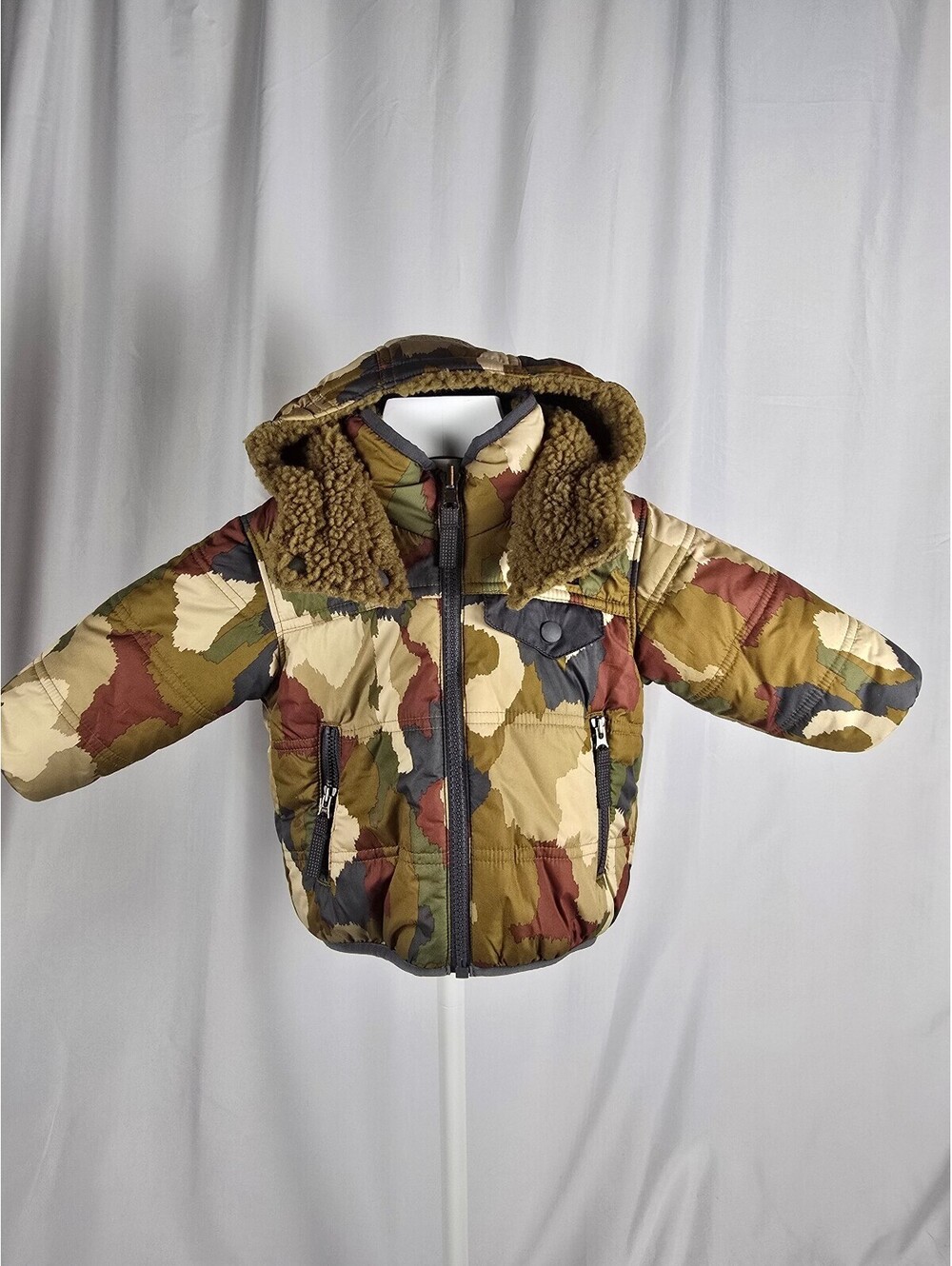 Patagonia Baby Reversible Fleece and Puffer Jacket, Camouflage and Brown, Size 6